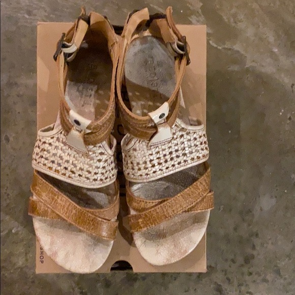 bed stu capriana sandals